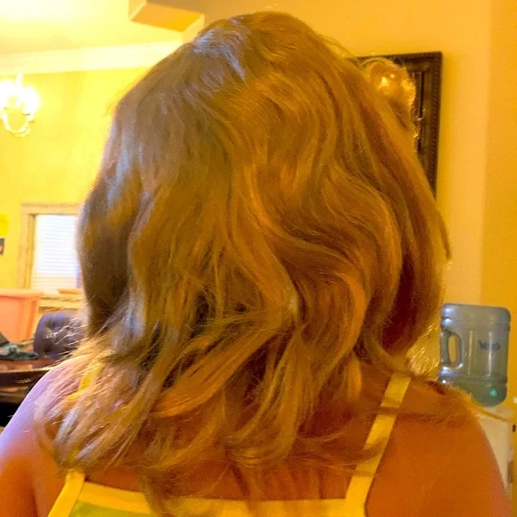 That 70s show wig! Material girl blondie! - Picture 2 of 6